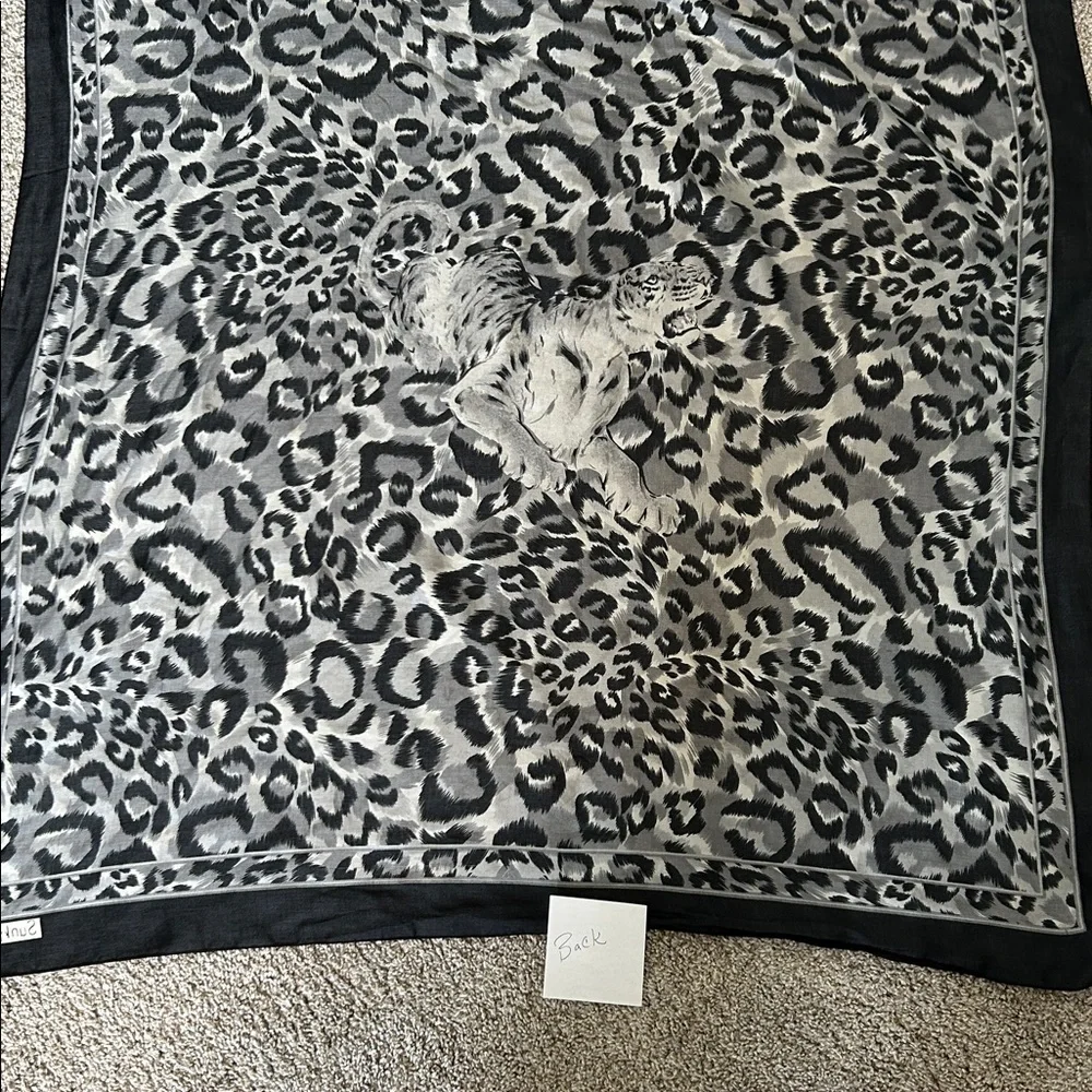Leopard print scarf 34”x34” black & white & grey center of scarf has animal